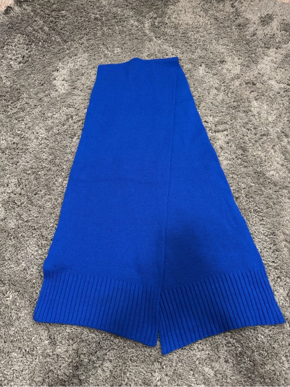 Vintage Isotoner Royal Blue Ribbed Knit Scarf Classic Winter One Size